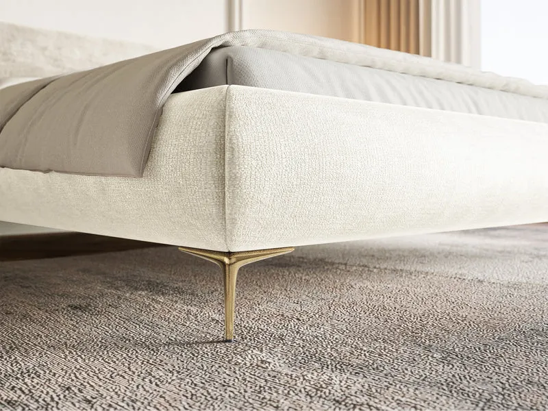 Polsterbett 140x200 cm Roule cremefarbener Chenillestoff, goldene Beine