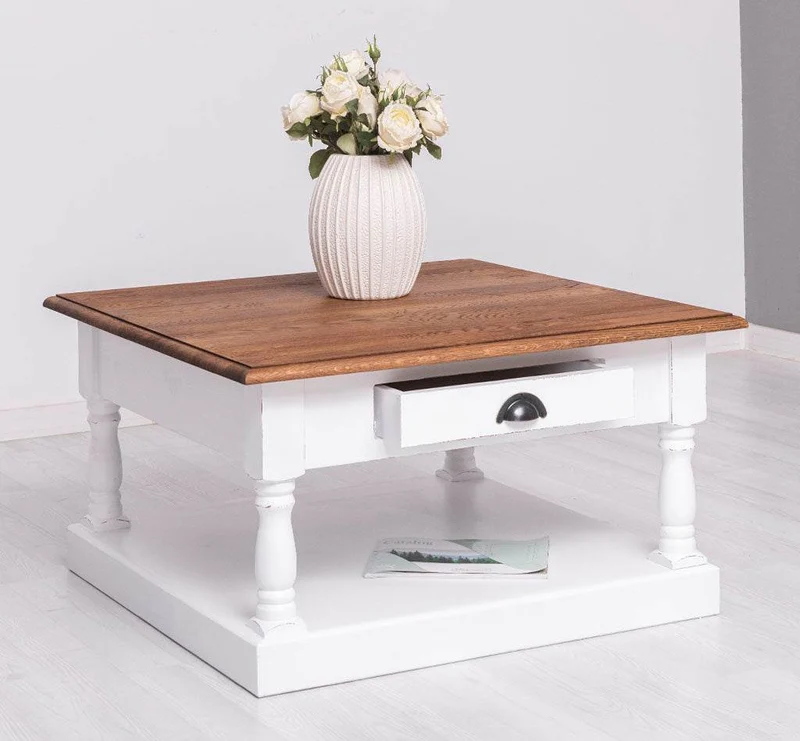 Kleiner Couchtisch aus Massivholz im Landhausstil mit Schublade