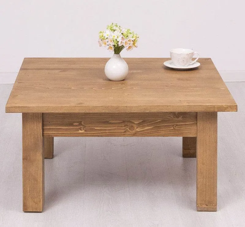Quadratischer Couchtisch aus Massivholz