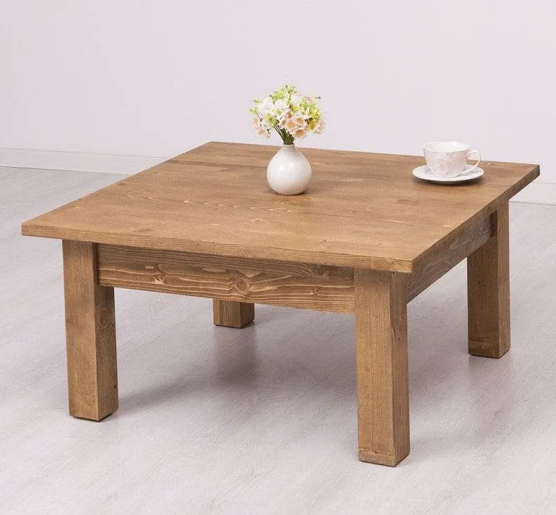 Quadratischer Couchtisch aus Massivholz