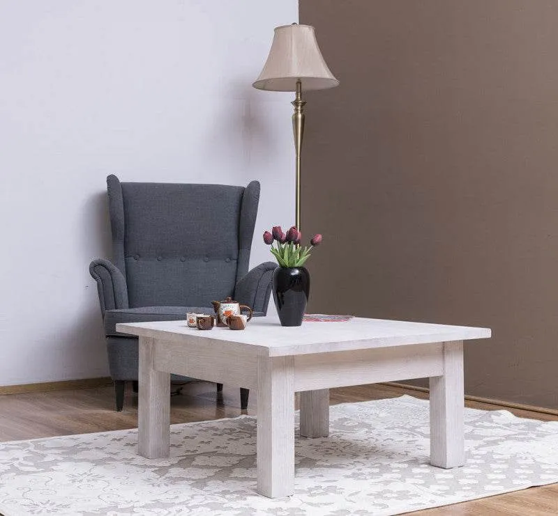 Quadratischer Couchtisch aus Massivholz