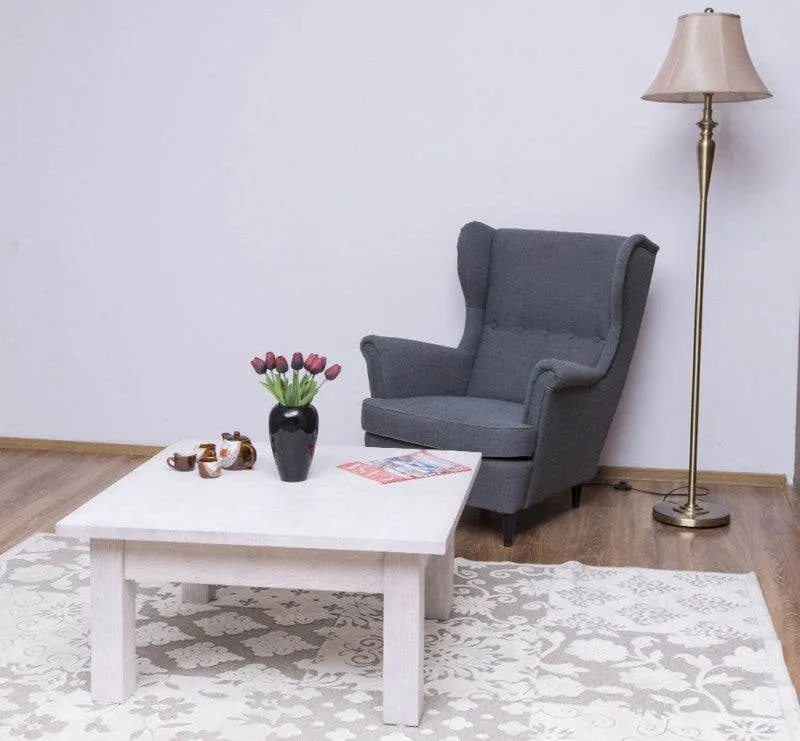 Quadratischer Couchtisch aus Massivholz
