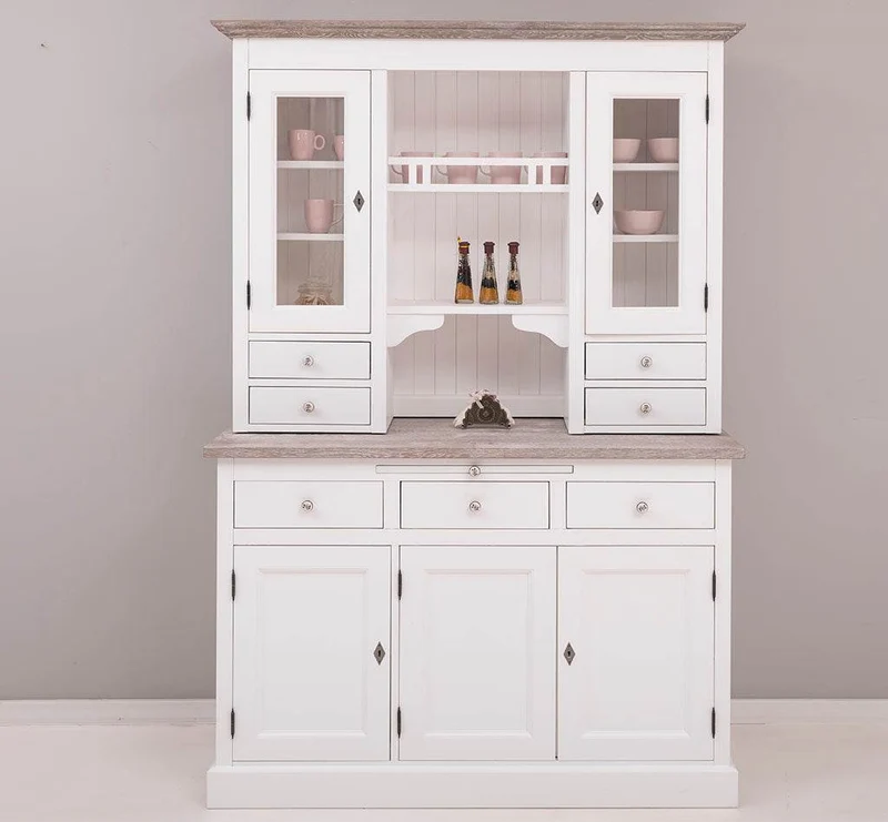 Küchen- und Buffetschrank aus Massivholz im Landhausstil - Eichenakzente