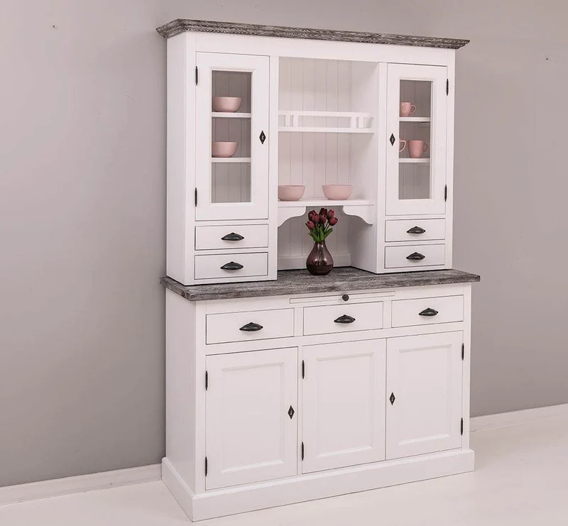 Küchen- und Buffetschrank aus Massivholz im Landhausstil - Eichenakzente