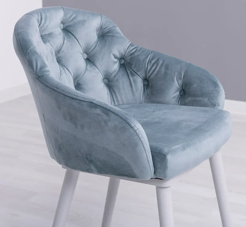 Chesterfield Stuhl aus Massivholz in verschiedenen Farben | Lounge Sessel kaptioniert