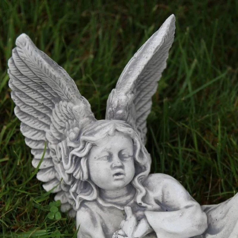 Casa Padrino Jugendstil Garten Deko Skulptur Engel Grau 17 x 33 x H. 27 cm - Elegante Garten Deko Stein Figur - Barock & Jugendstil Garten Deko Accessoires