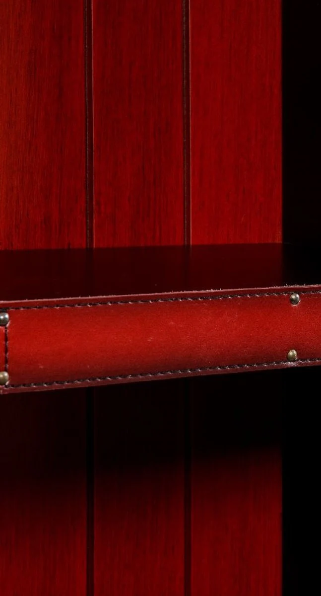 Casa Padrino Luxus Regalschrank in Koffer Optik Rot / Schwarz / Braun / Messing 84 x 35 x H. 187,5 cm - Massivholz Schrank mit Echtleder - Büro Schrank - Büro Möbel - Luxus Möbel in Koffer Optik