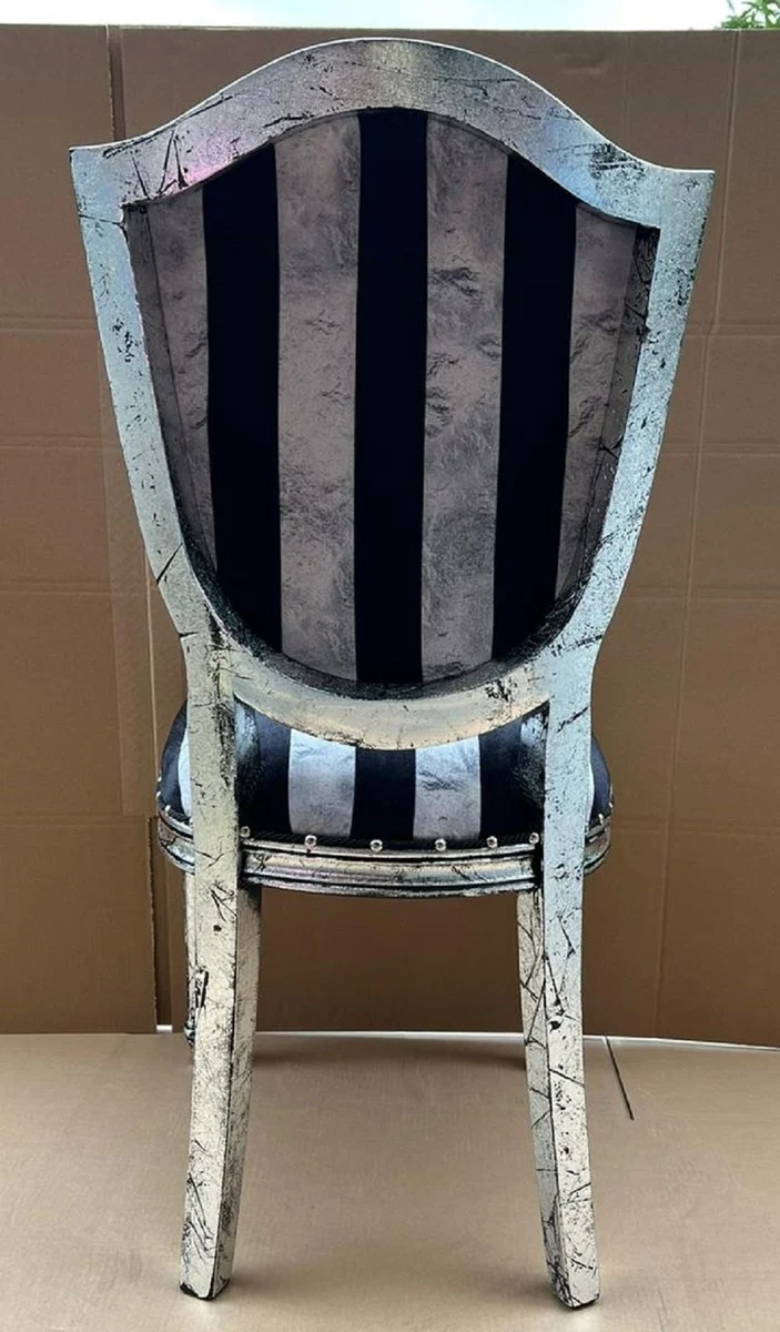 Casa Padrino Luxus Art Deco Esszimmer Stuhl Silber / Schwarz / Antik Silber - Eleganter Massivholz Stuhl mit Streifen - Art Deco Esszimmer Möbel