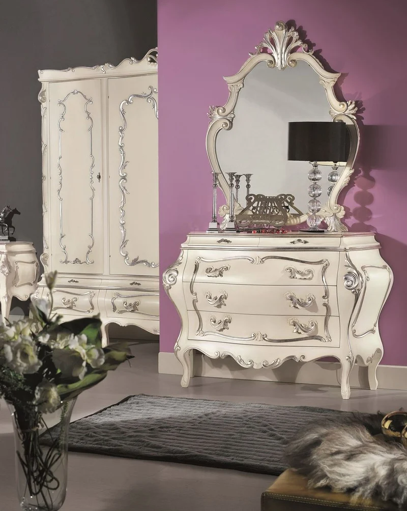Casa Padrino Luxus Barock Kommode Creme / Silber - Handgefertigte Massivholz Kommode mit 5 Schubladen - Luxus Schlafzimmer Möbel im Barockstil - Barock Möbel - Luxus Qualität - Made in Italy