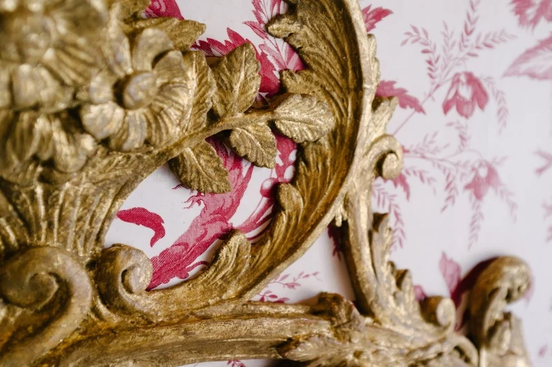 Casa Padrino Luxus Barock Spiegel Antik Gold / Weiß / Rot - Rechteckiger italienischer Barockstil Wandspiegel - Barock Möbel - Luxus Möbel im Barockstil - Luxus Qualität - Made in Italy