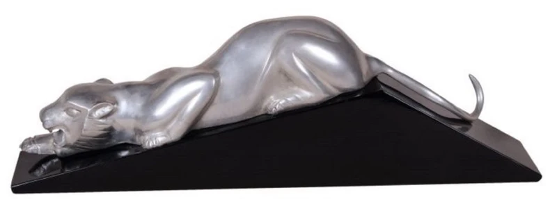 Casa Padrino Luxus Dekofigur Puma Silber / Schwarz 60 x 11 x H. 20 cm - Elegante Messing Figur mit Holzsockel - Deko Skulptur