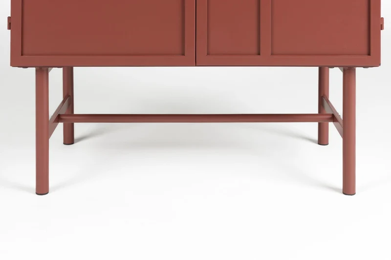 Schrank Davis im Retro-Look, Rot aus Metall mit schmalen Beinen