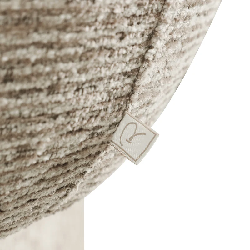 Sitzbank Quiriro mocca linear – vollgepolstert mit Armlehnen, 210 cm