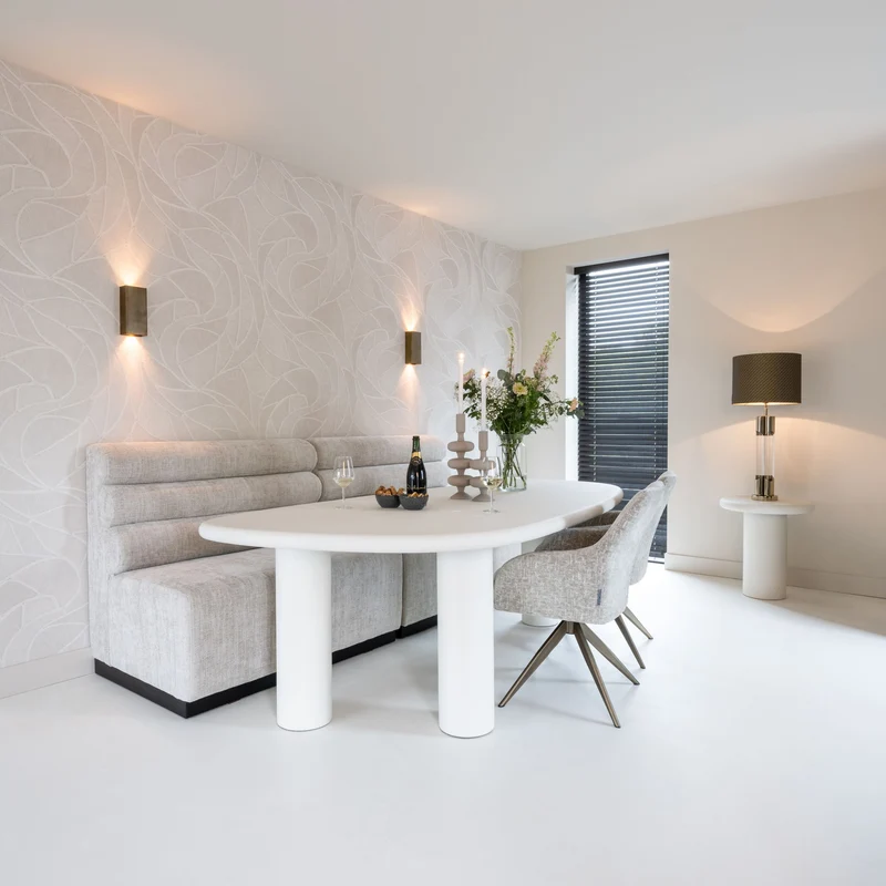 Beistelltisch Bloomstone White – organische Form von Richmond