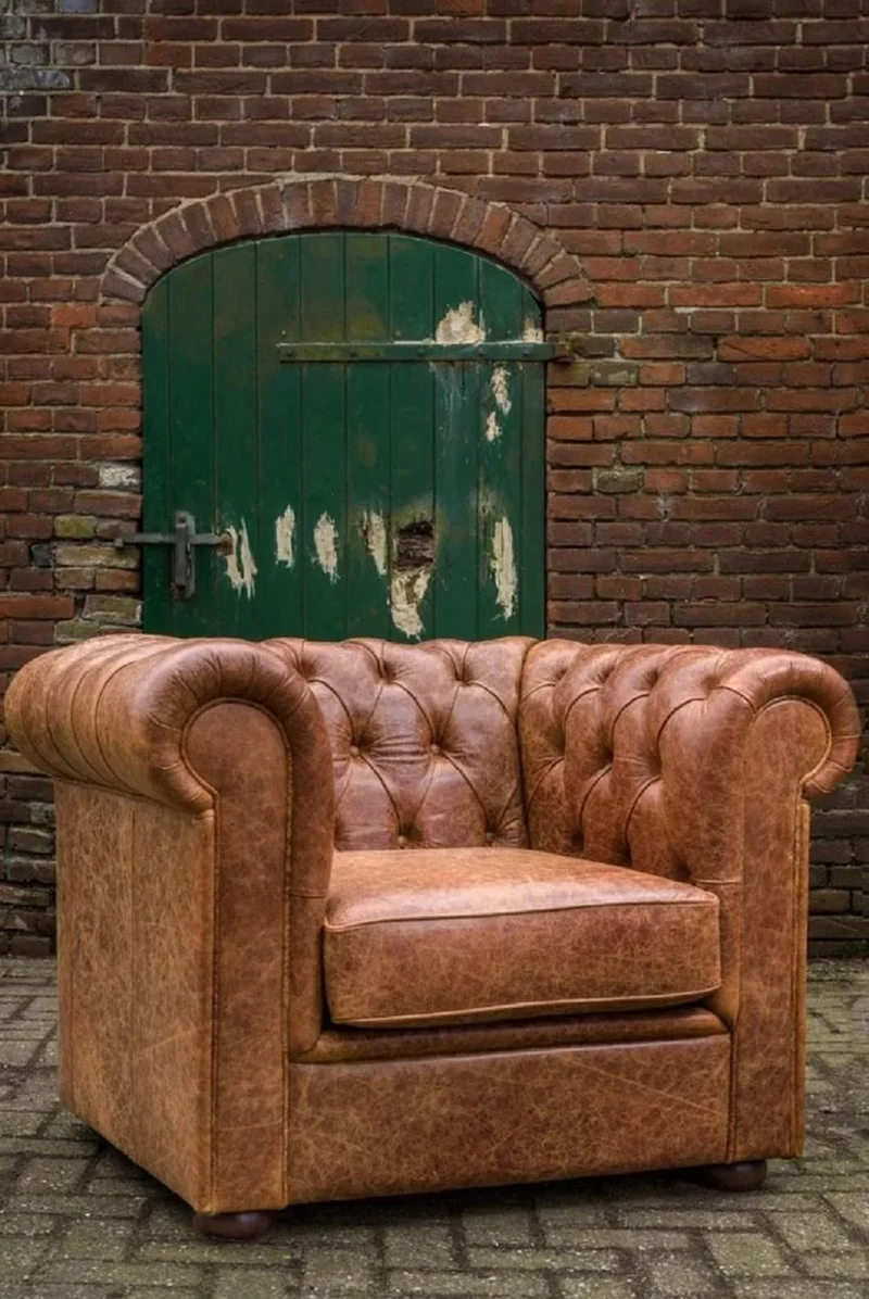 Casa Padrino Luxus Chesterfield Leder Sessel Vintage Braun / Dunkelbraun 105 x 95 x H. 80 cm - Chesterfield Echtleder Wohnzimmer Sessel - Chesterfield Möbel - Echtleder Möbel - Luxus Möbel