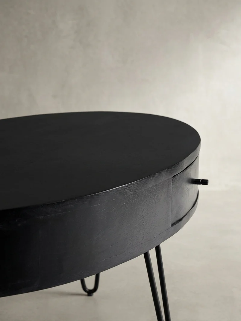 Couchtisch in Mango-Massivholz und Metall, 100x50x40 cm, Oval, mit Schublade, Stauraum und Haarnadelbeinen
