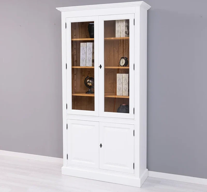Vitrinenschrank aus Massivholz mit vier Regalböden
