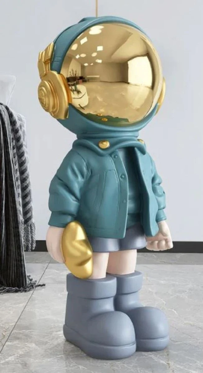 Casa Padrino Luxus Designer Deko Skulptur Astronaut Mehrfarbig / Gold 30 x H. 70 cm - Kunstharz Deko Figur - Wohnzimmer Deko - Luxus Designer Deko Accessoires - Luxus Qualität