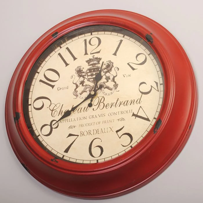 Wanduhr ANTIK im Vintage-Design rot