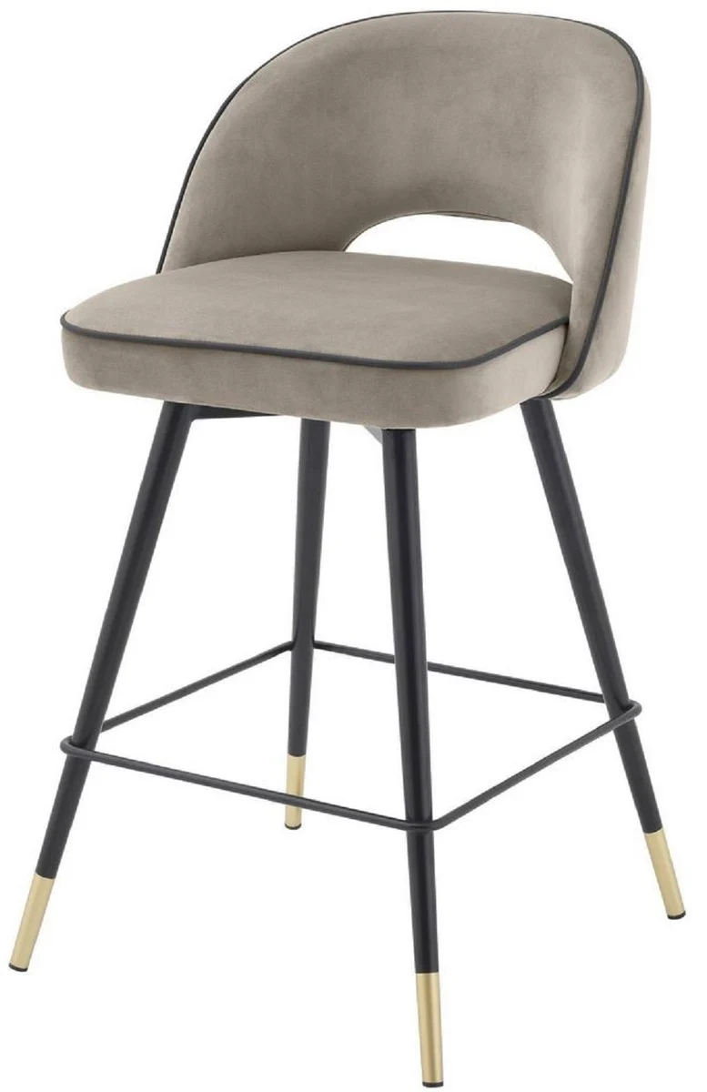 Casa Padrino Luxus Barstuhl Set Greige / Schwarz / Messingfarben 51 x 52 x H. 92,5 cm - Barstühle mit drehbarer Sitzfläche und edlem Samtsoff - Luxus Bar Möbel
