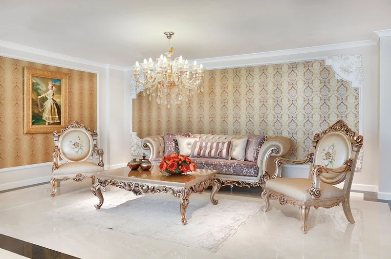 Casa Padrino Luxus Barock Wohnzimmer Set Lila / Creme / Beige / Kupferfarben - 2 Sofas & 2 Sessel & 1 Couchtisch mit Glasplatte - Wohnzimmer Möbel im Barockstil - Edel & Prunkvoll