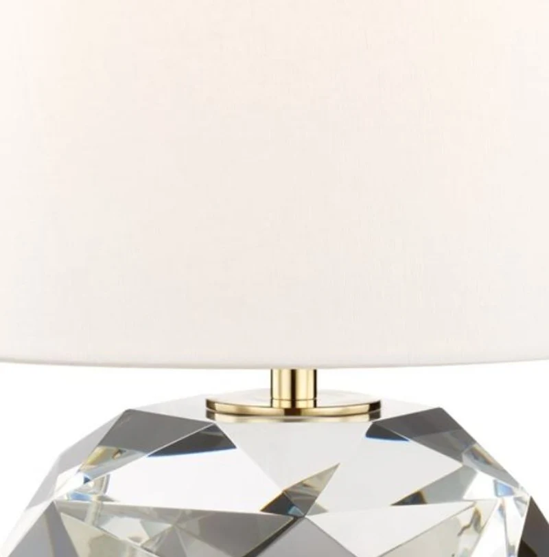 Casa Padrino Luxus Tischleuchte Antik Messing / Weiß Ø 24 x H. 35 cm - Elegante Tischlampe mit rundem Leinen Lampenschirm - Luxus Qualtät