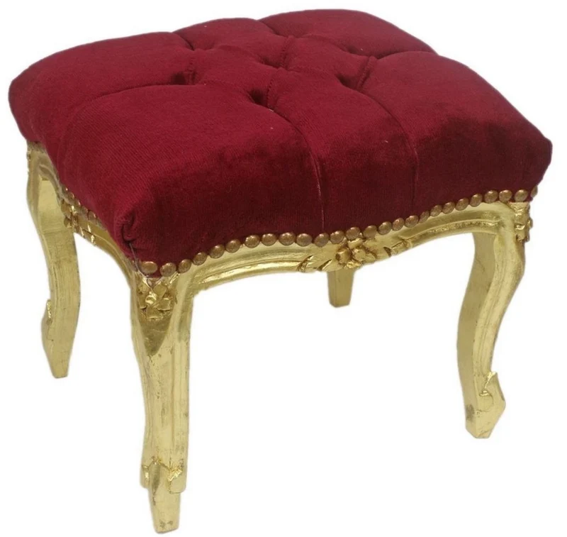 Casa Padrino Barock Fußhocker Bordeauxrot / Gold 45 x 40 x H. 35 cm - Handgefertigter Barock Hocker mit Glitzersteinen - Barockstil Möbel
