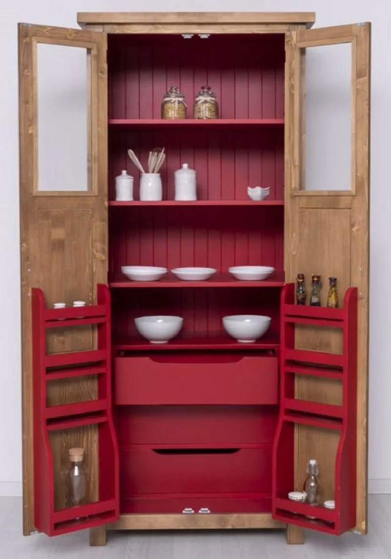 Casa Padrino Landhausstil Esszimmerschrank Naturfarben / Rot 96 x 65 x H. 220 cm - Massivholz Küchenschrank mit 2 Türen - Esszimmer Möbel im Landhausstil - Landhausstil Esszimmer Einrichtung
