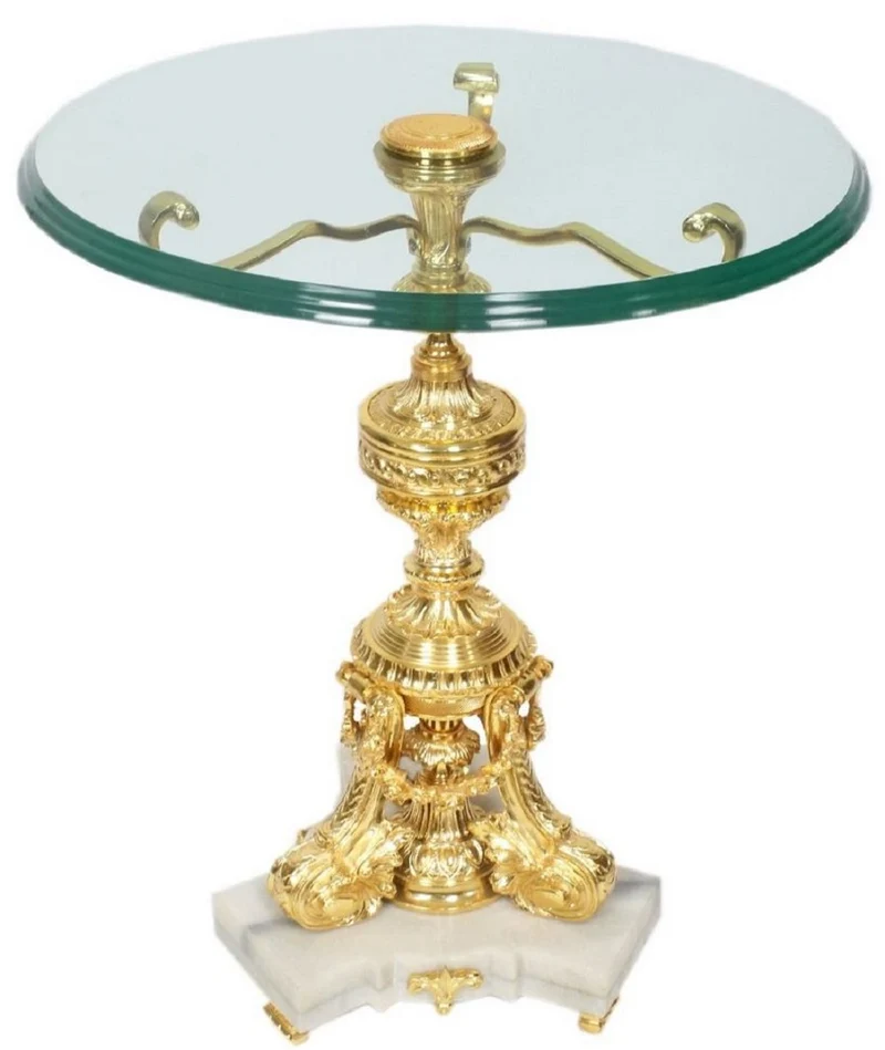 Casa Padrino Barock Beistelltisch Gold / Weiß Ø 53 x H. 67 cm - Runder vergoldeter Bronze Tisch mit Glasplatte und Marmorsockel - Barock Wohnzimmer Möbel