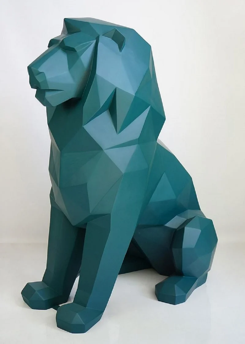 Casa Padrino XXL Deko Skulptur Löwe Grün H. 135 cm - Abstrakte Garten Deko Figur