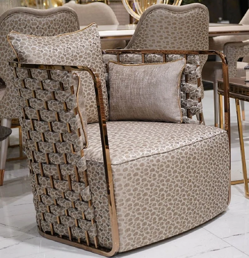 Casa Padrino Luxus Sessel Grau / Gold - Wohnzimmer Sessel - Hotel Sessel - Wohnzimmer Möbel - Hotel Möbel - Luxus Möbel