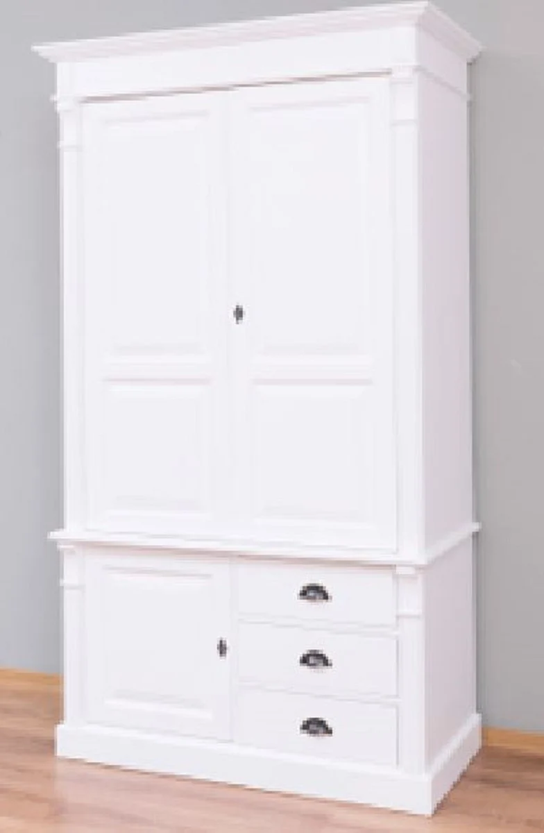 Casa Padrino Landhausstil Schlafzimmerschrank Weiß 120 x 59 x H. 210 cm - Massivholz Kleiderschrank mit 3 Türen und 3 Schubladen - Massivholz Schlafzimmer Möbel im Landhausstil