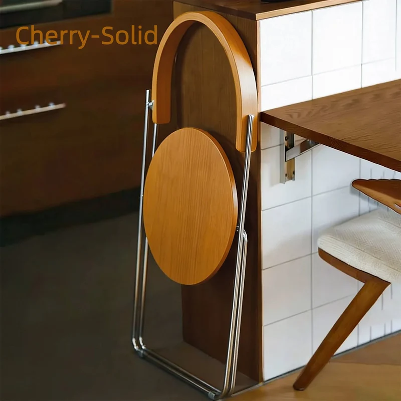 Kreativer Klappstuhl aus Holz