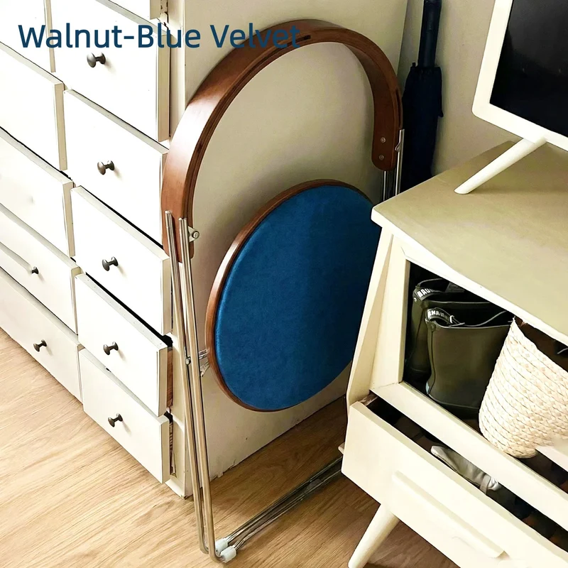 Kreativer Klappstuhl aus Holz