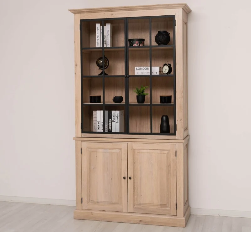 Industrial Vitrine aus massiver Eiche mit 4 Türen