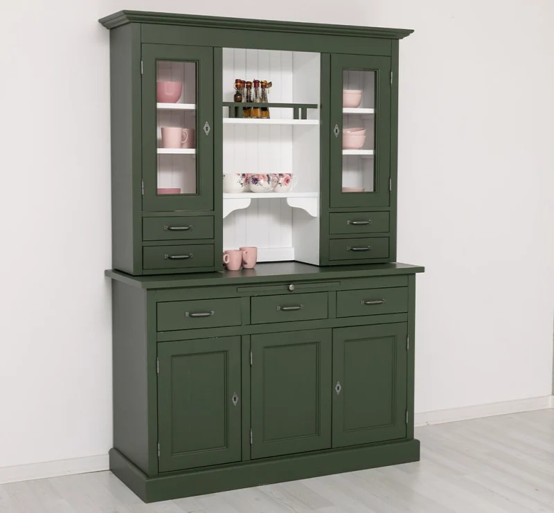 Küchen- und Buffetschrank aus massiver Eiche im Landhausstil in vielen Farben