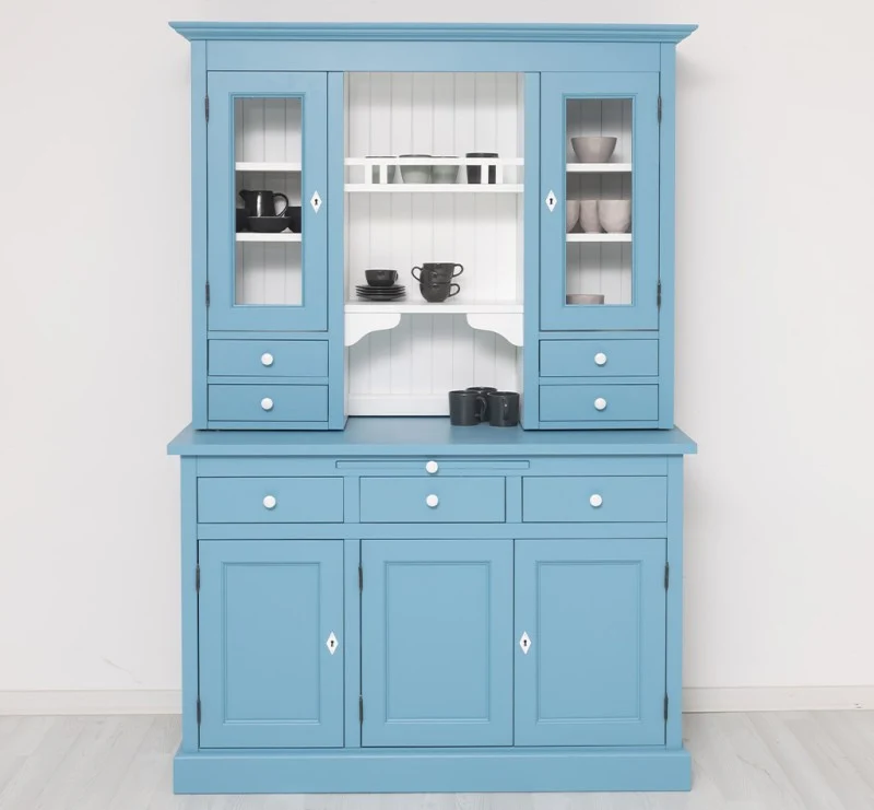 Küchen- und Buffetschrank aus massiver Eiche im Landhausstil in vielen Farben