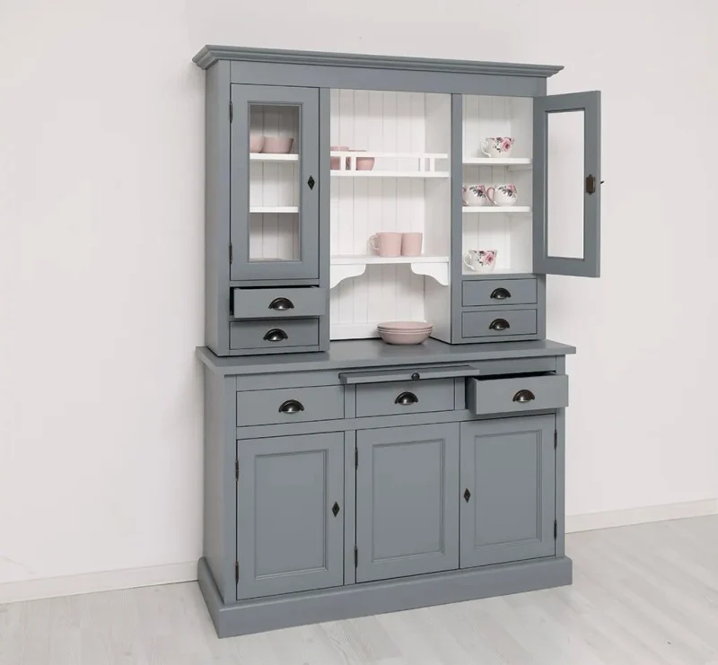 Küchen- und Buffetschrank aus massiver Eiche im Landhausstil in vielen Farben