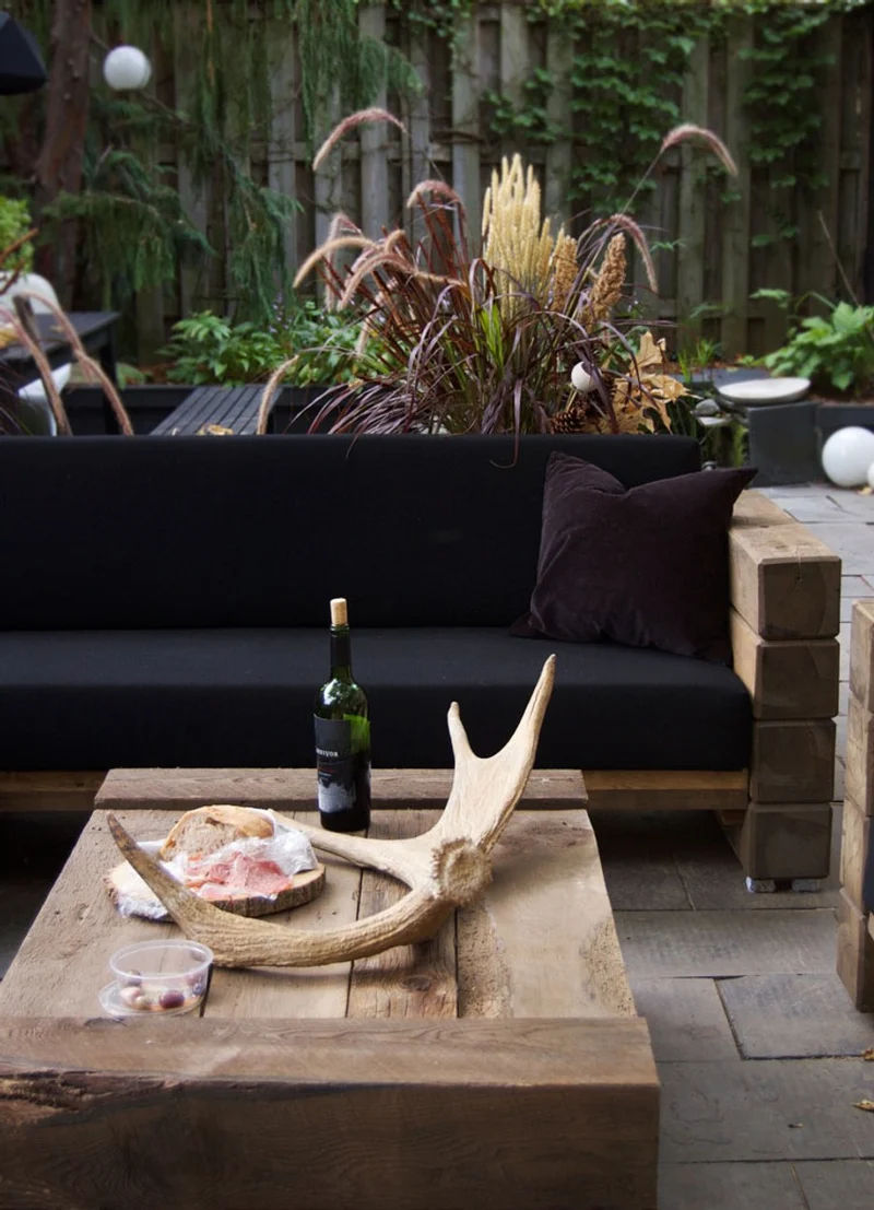 Casa Padrino Luxus Garten Lounge Set aus massivem Eichenholz mit Polsterung - Eckcouch, Sessel und Tisch, 150x70x40 cm