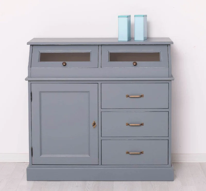 Schmales Sideboard aus Massivholz mit Kippfächern | Geschirrschrank mit Display
