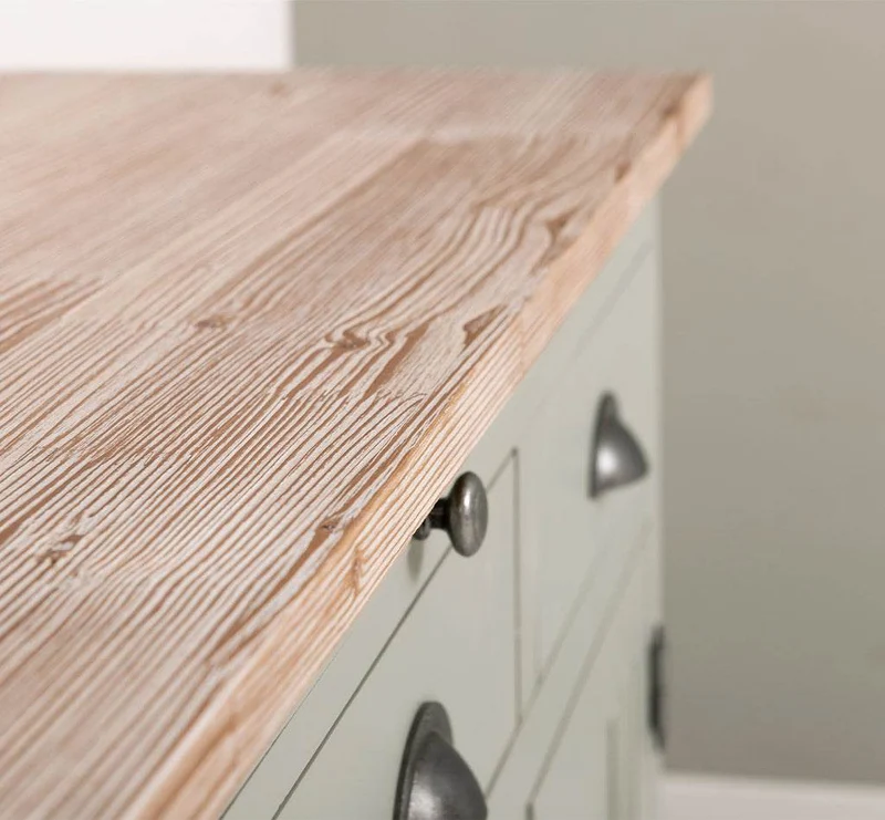 Landhaus Sideboard aus Massivholz im Landhausstil mit 3 Schubladen und Türen