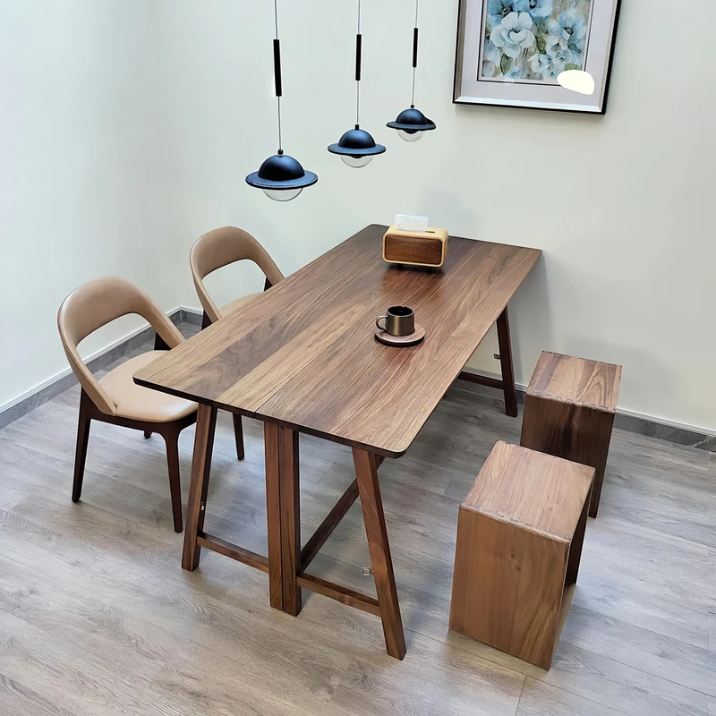 Klappbarer Esstisch aus Massivholz mit klappbarer Tischplatte und klappbaren Beinen