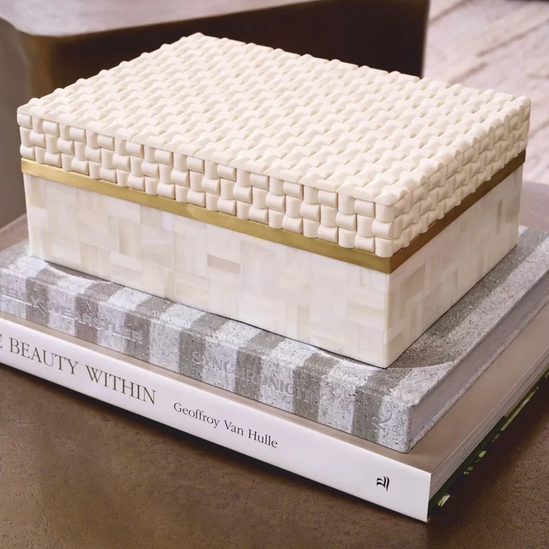 Casa Padrino Luxus Aufbewahrungsbox Creme / Vintage Messing 28,5 cm - Luxus Accessoires