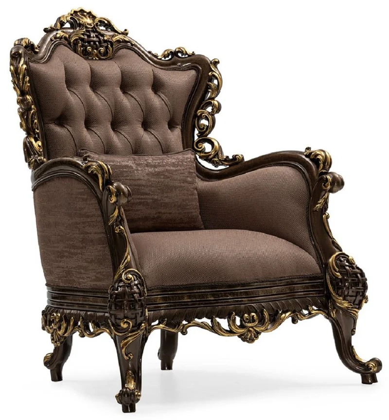 Casa Padrino Luxus Barock Wohnzimmer Sessel Grau / Braun / Gold - Handgefertigter Barockstil Sessel mit dekorativem Kissen - Luxus Wohnzimmer Möbel im Barockstil - Barock Möbel - Edel & Prunkvoll