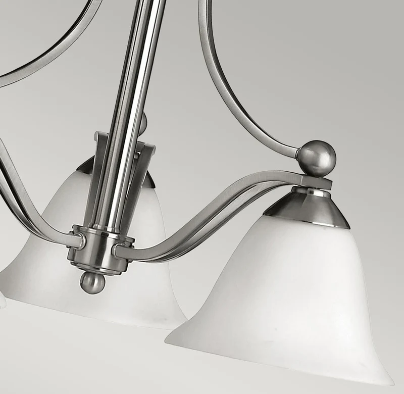 Casa Padrino Luxus Art Deco Kronleuchter Silber / Weiß Ø 57,2 x H. 49 cm - Runder Metall Kronleuchter mit Glas Lampenschirmen - Wohnzimmer Kronleuchter - Art Deco Leuchten - Luxus Leuchten