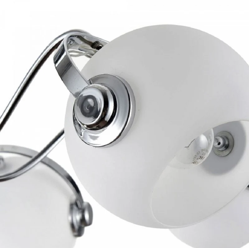 Casa Padrino Designer Deckenleuchte Silber / Weiß Ø 86 x H. 28 cm - Moderne Deckenlampe mit kugelförmigen Lampenschirmen