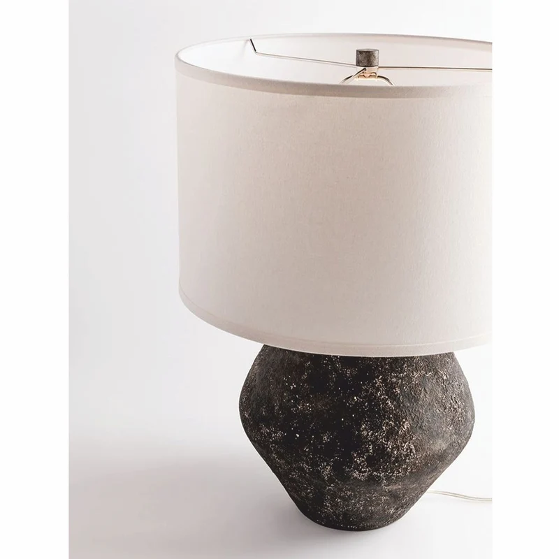 Casa Padrino Luxus Tischleuchte Schwarz / Cremeweiß H. 58,5 cm - Luxus Leuchten