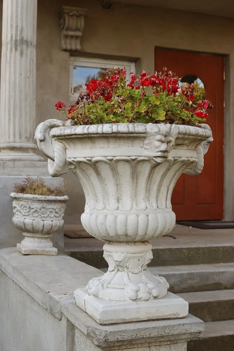 Casa Padrino Barock Garten Deko Blumentopf Weiß / Grau 73 x 67 x H. 70 cm - Prunkvoller Pflanzentopf im Barockstil - Barock Garten Deko - Barock Terrassen Deko - Barock Deko Accessoires