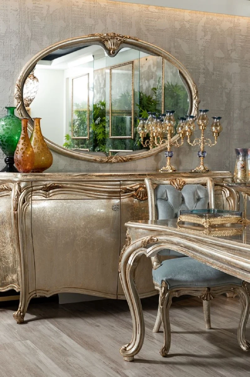 Casa Padrino Luxus Barock Möbel Set Silber / Gold - 1 Barock Sideboard & 1 Ovaler Barock Wandspiegel - Barock Möbel - Edel & Prunkvoll