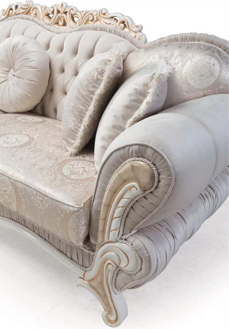 Casa Padrino Luxus Barock Wohnzimmer Set Hellrosa / Weiß / Gold - 2 Sofas & 2 Sessel & 1 Beistelltisch - Wohnzimmer Möbel im Barockstil - Edel & Prunkvoll